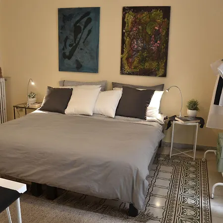 Altera Domus Bed and breakfast