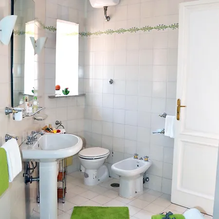 Bed & Breakfast Altera Domus Napoli