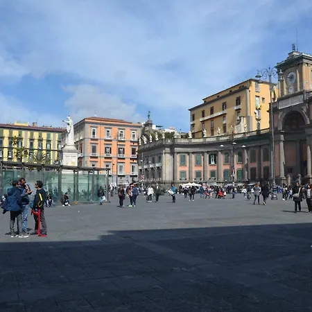 Bed & Breakfast Altera Domus Napoli